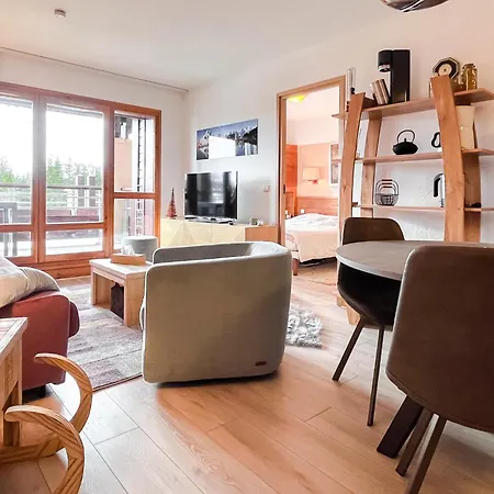 아파트 Sunny Two Bedroom With Mountain Views